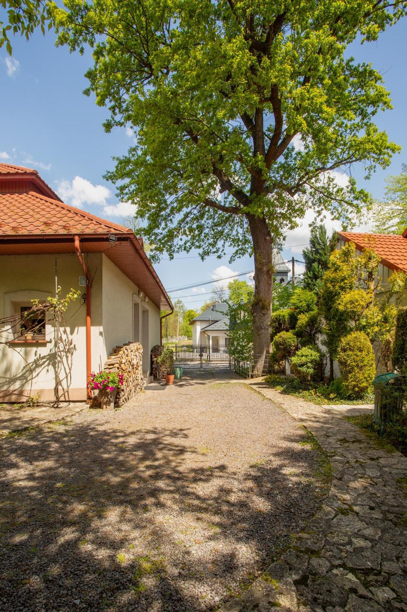 Noclegi Pod Debem U Jakuba Niepołomice Dış mekan fotoğraf